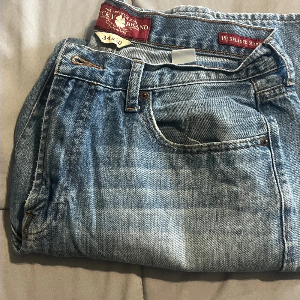 Lucky Brand Men’s Classic Blue Straight Jeans - Picture 7 of 8